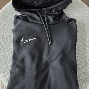 NWT Nike Black Hoodie with Thumb Loops